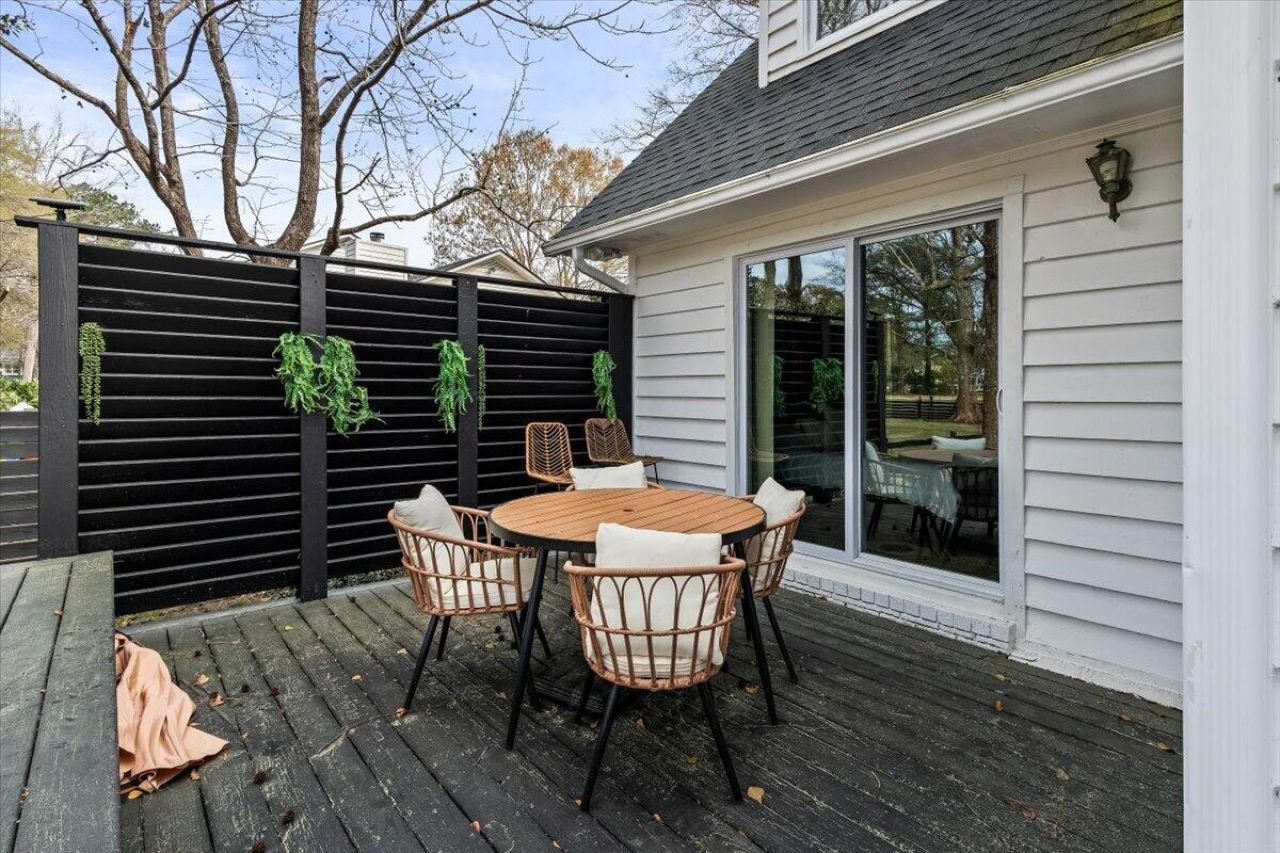 27 Fitzroy Drive Photo 38
