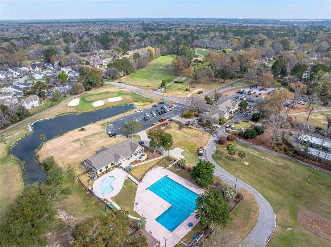 27 Fitzroy Drive Photo 48
