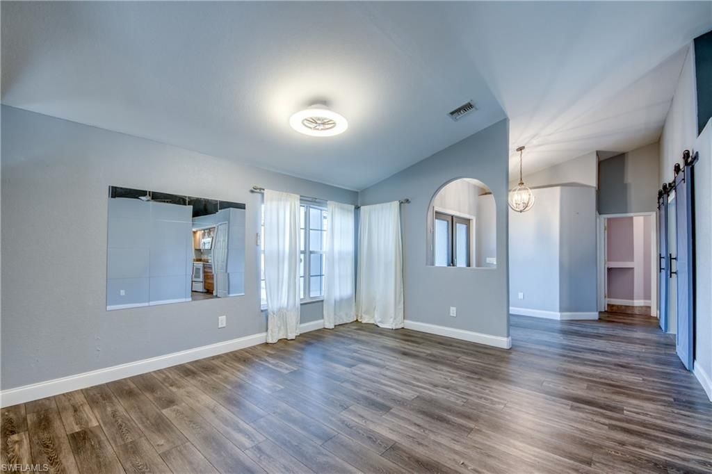 823 SW 10th St , Cape Coral, FL 33991 Photo