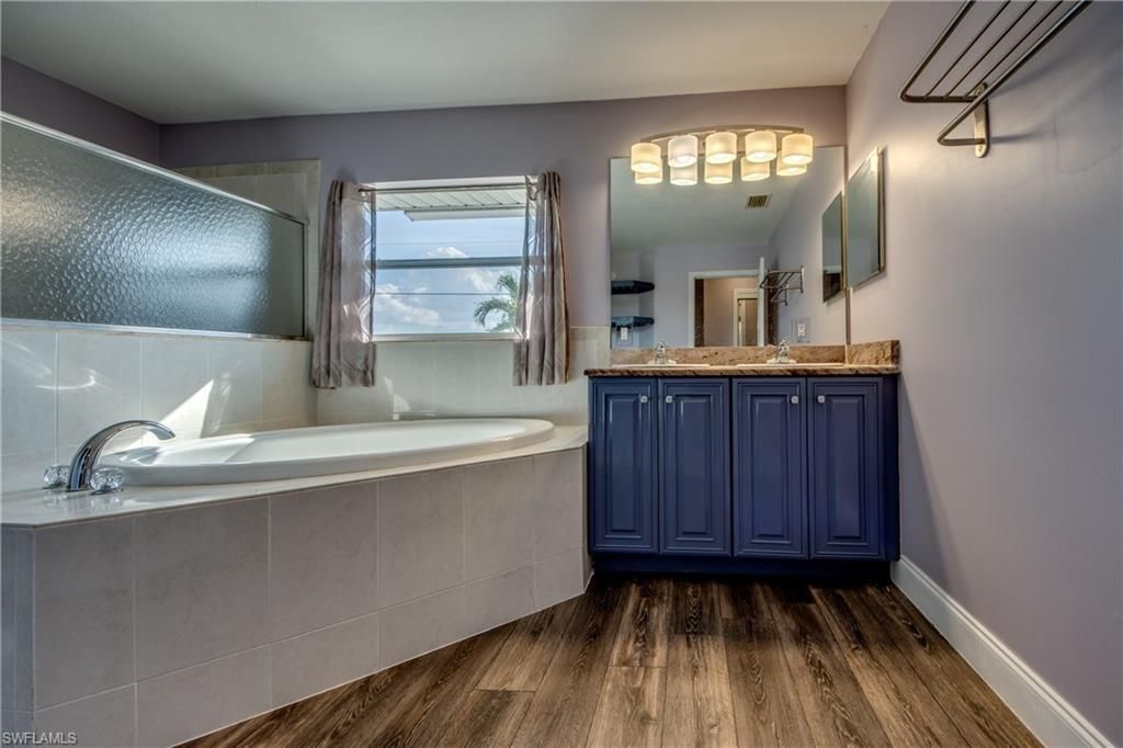 823 SW 10th St , Cape Coral, FL 33991 Photo