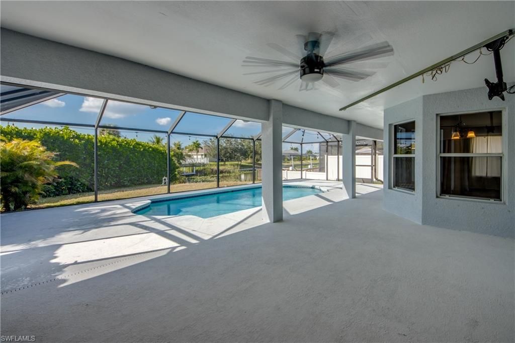 823 SW 10th St , Cape Coral, FL 33991 Photo