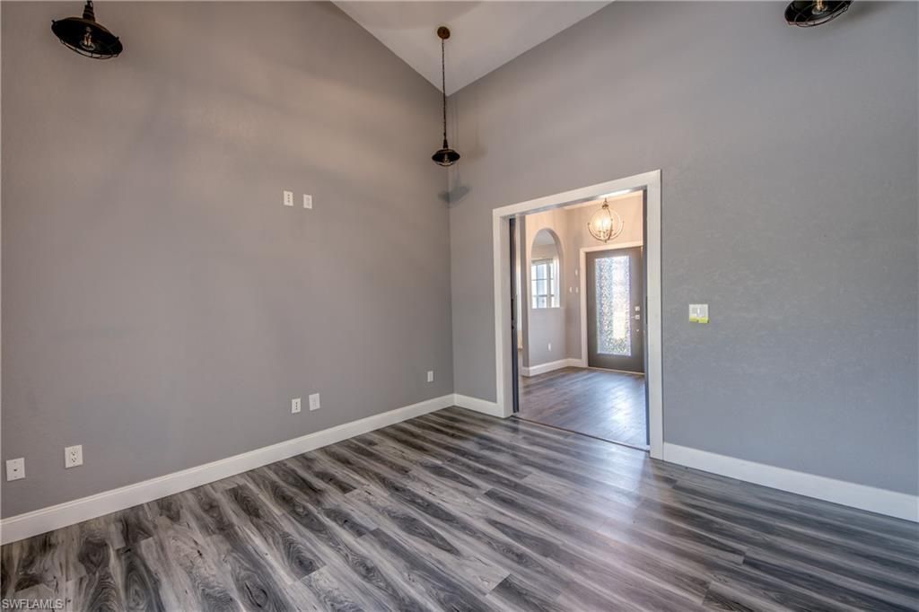 823 SW 10th St , Cape Coral, FL 33991 Photo