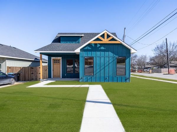 2613 Walker Street, Fort Worth, TX 76105