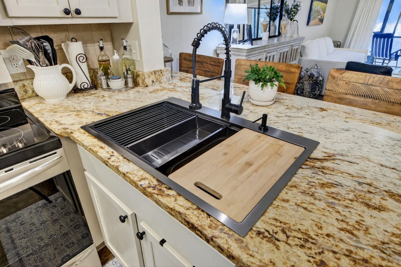 2955 Dove Haven Court Photo 7