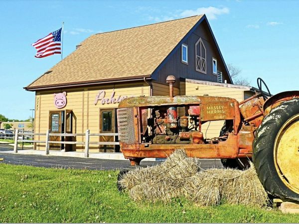 2245 S Eastwood Drive, Woodstock, IL 60098