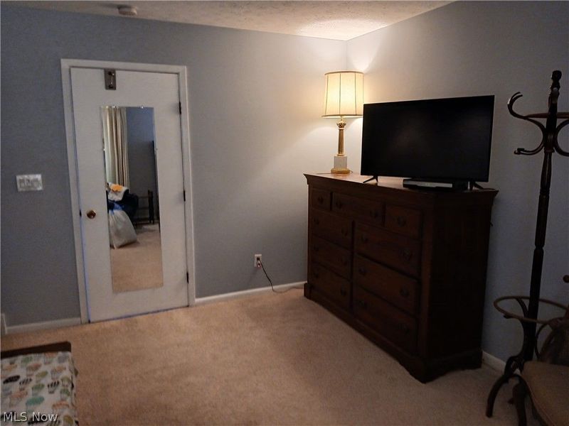 940 Trimble Place, Sagamore Hills, OH 44067 Photo 17