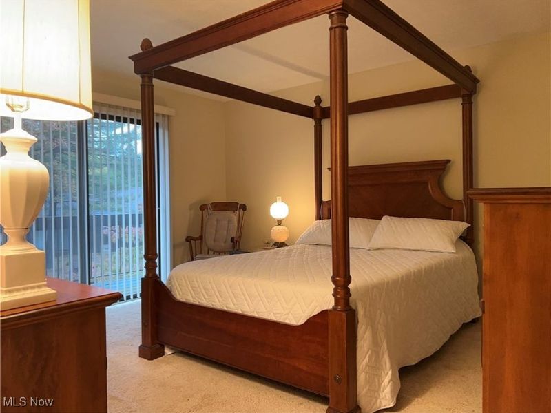 940 Trimble Place, Sagamore Hills, OH 44067 Photo 24