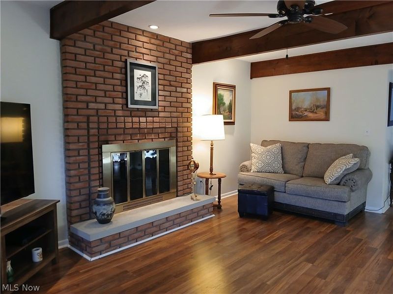 940 Trimble Place, Sagamore Hills, OH 44067 Photo 4