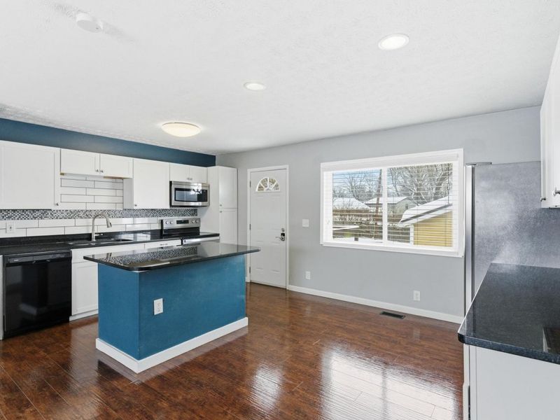 4200 Phillips Street, Enon, OH 45323 Photo 9