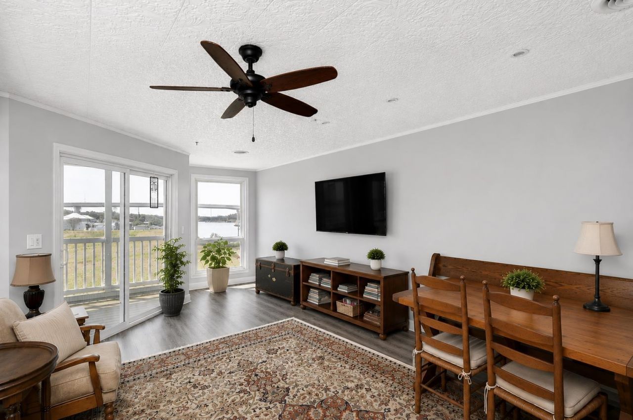 222 Landing Rd. Photo 9