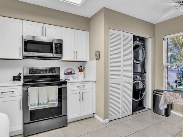 14527 Bonaire Boulevard, Unit 101, Delray Beach, FL 33446