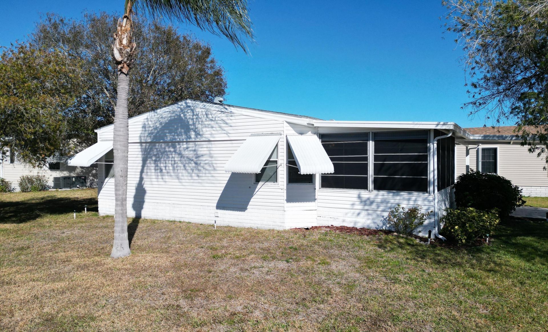 334 Seahorse Terrace, Fort Pierce, FL 34982 Photo