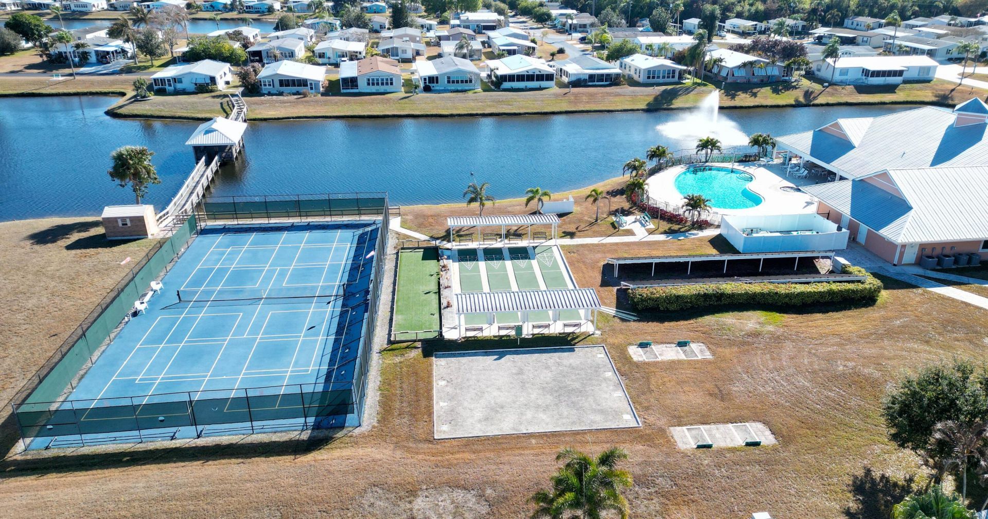 334 Seahorse Terrace, Fort Pierce, FL 34982 Photo