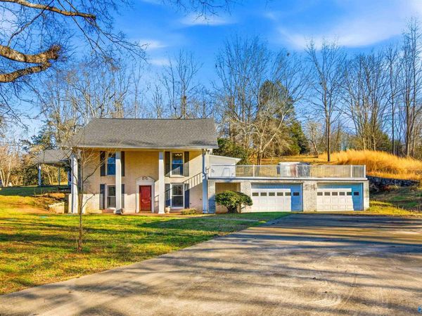 220 Hammond Street, Anderson, AL 35610