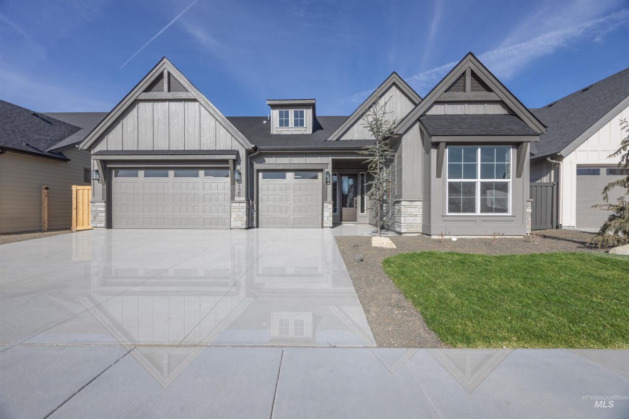1126 E Crescendo St, Meridian, ID 83642 Main Photo
