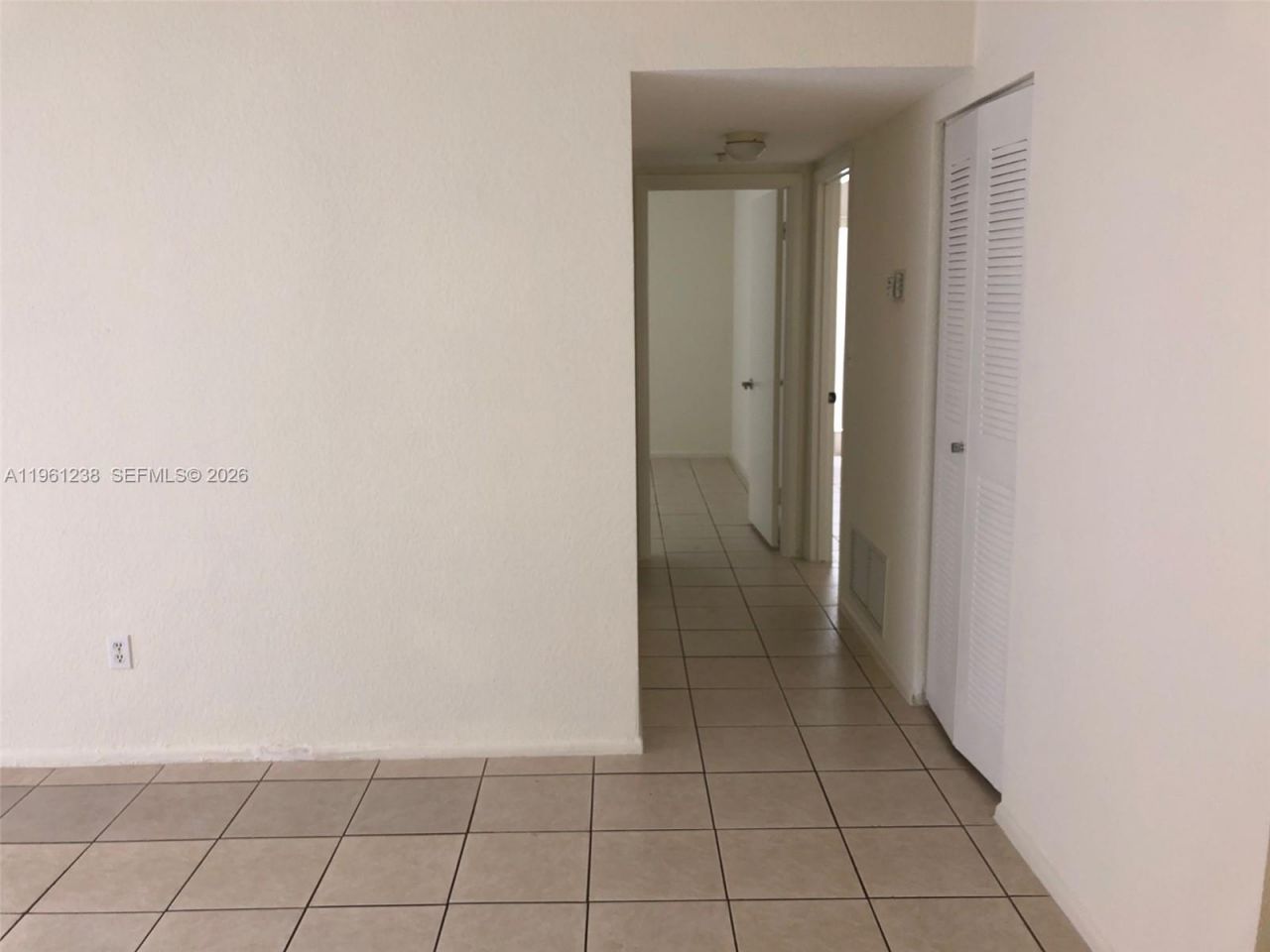 10762 N Kendall Dr, Unit I-9, Miami, FL 33176 Photo