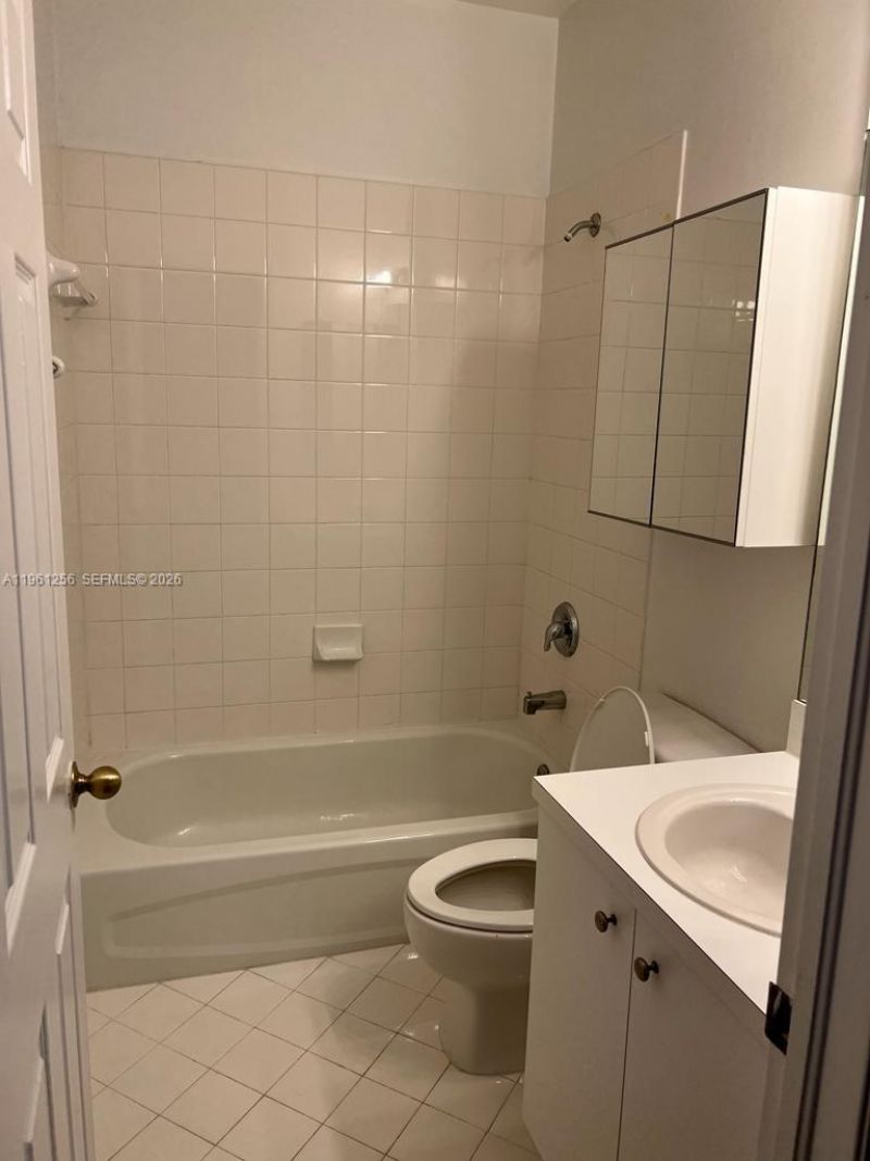3330 NE 13th Cir Dr, Unit 108-22, Homestead, FL 33033 Photo