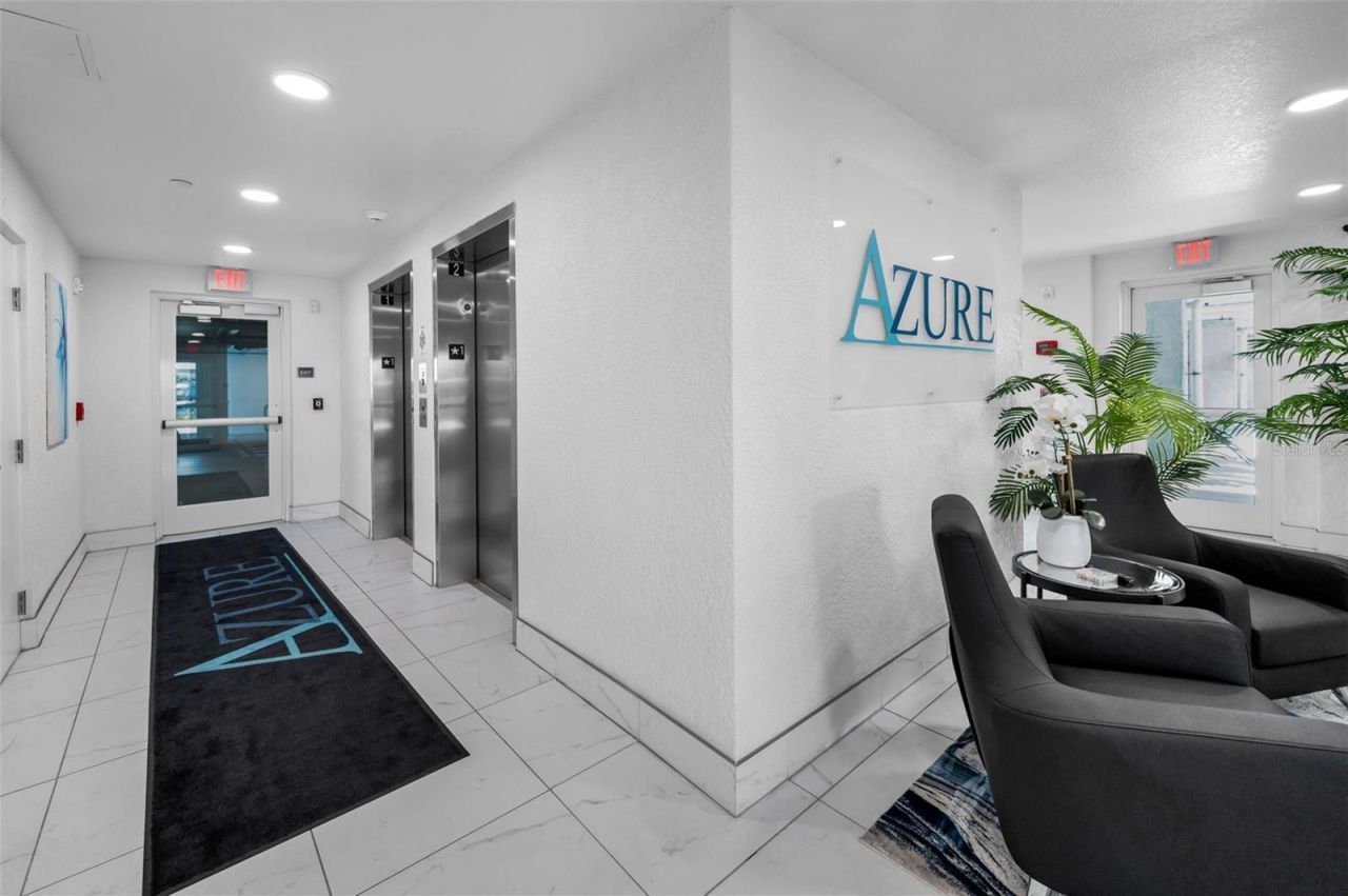415 Island Way, Unit 509, Clearwater Beach, FL 33767 Photo
