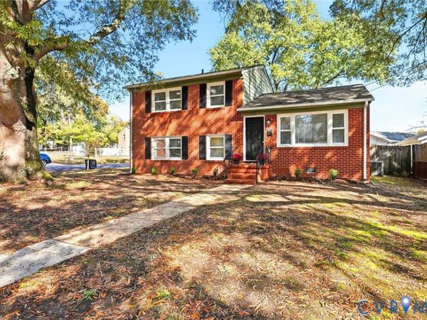 702 Old Town Drive, Colonial Heights, VA 23834