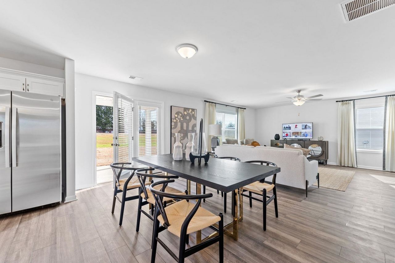 448 Atamasco Ct. Photo 3