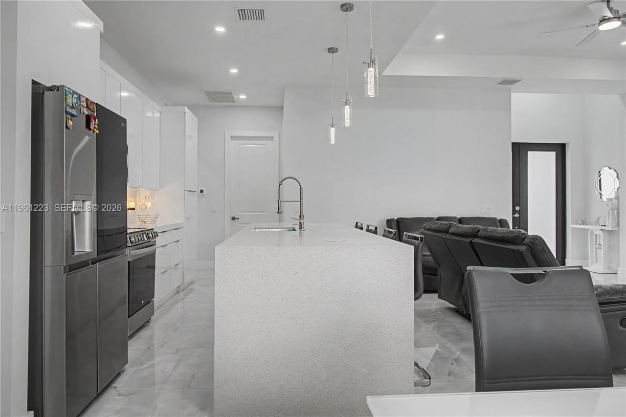 3705 SW 23rd St , Lehigh Acres, FL 33976 Photo