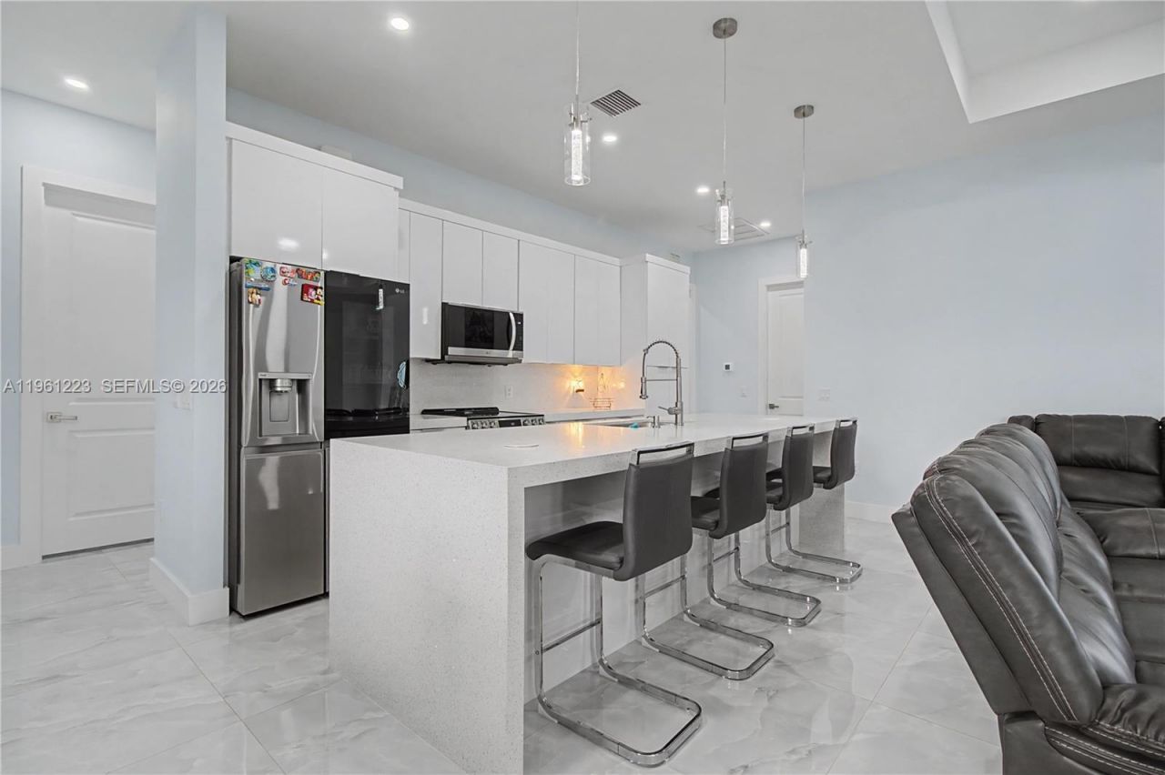 3705 SW 23rd St , Lehigh Acres, FL 33976 Photo