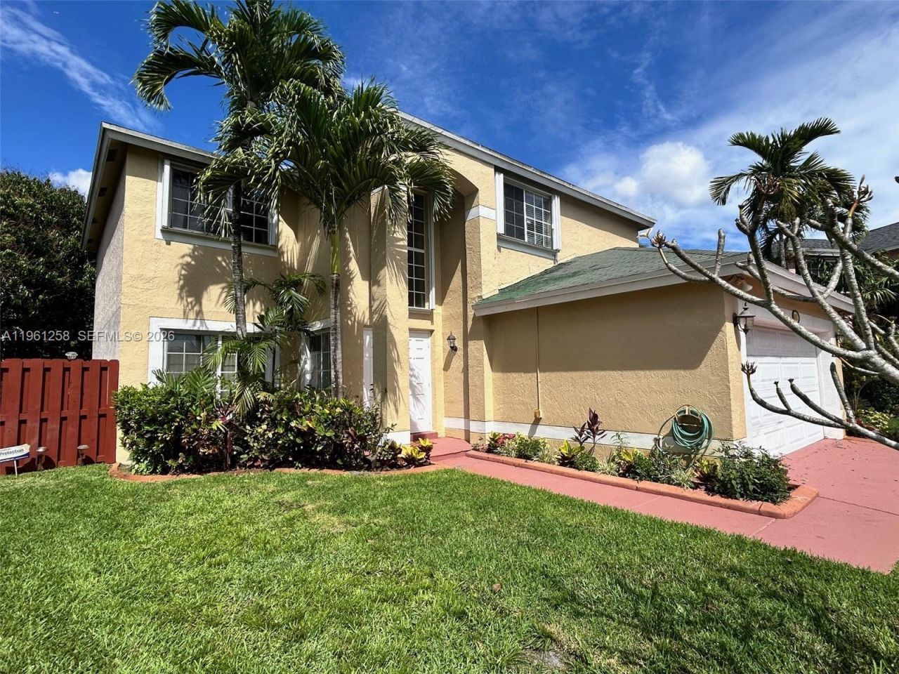 8801 SW 9th Ct, Pembroke Pines, FL 33025 Photo