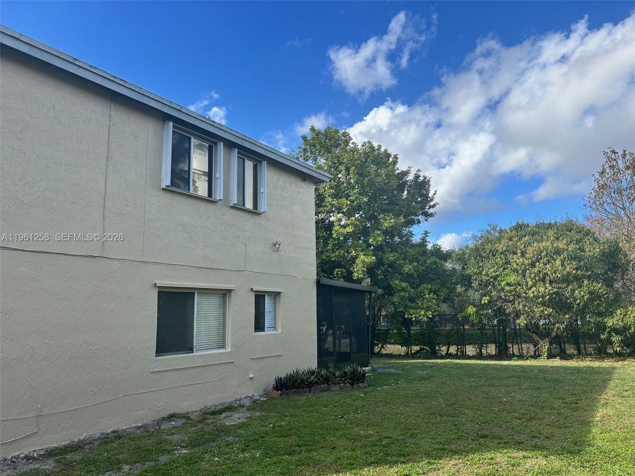 8801 SW 9th Ct, Pembroke Pines, FL 33025 Photo