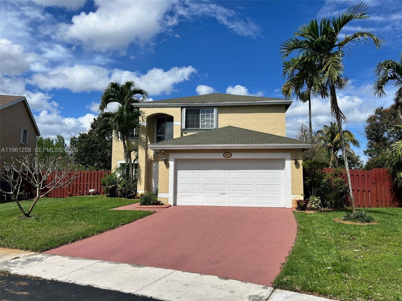 8801 SW 9th Ct, Pembroke Pines, FL 33025 Photo