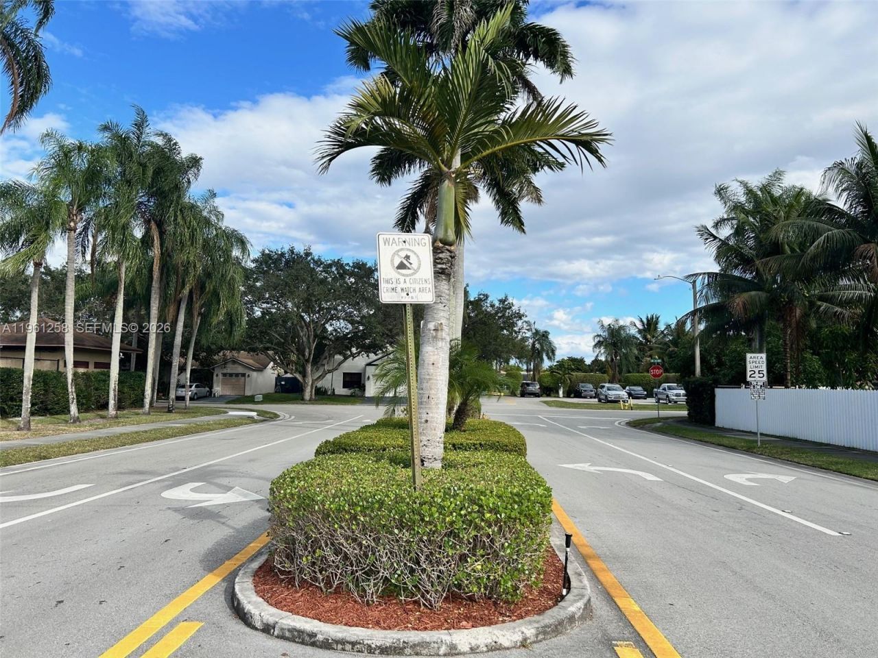 8801 SW 9th Ct, Pembroke Pines, FL 33025 Photo