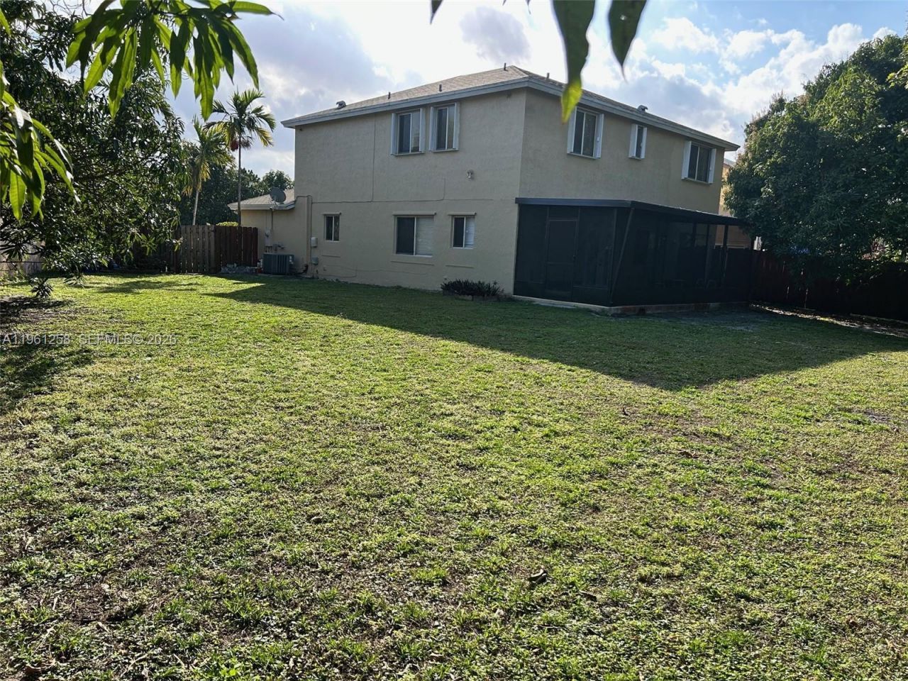 8801 SW 9th Ct, Pembroke Pines, FL 33025 Photo