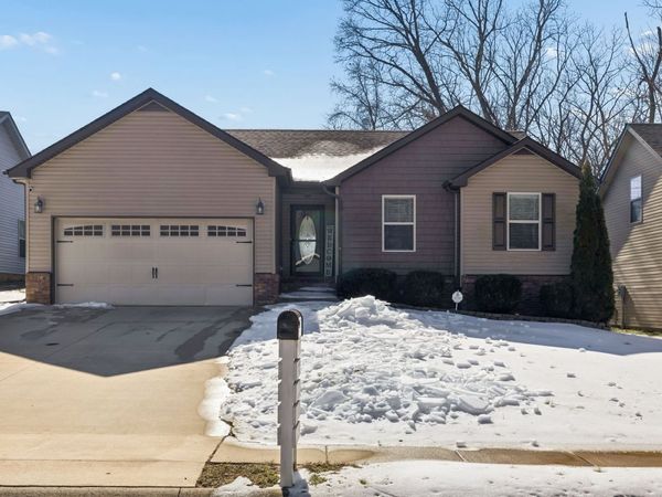 848 Shelton Cir, Clarksville, TN 37042