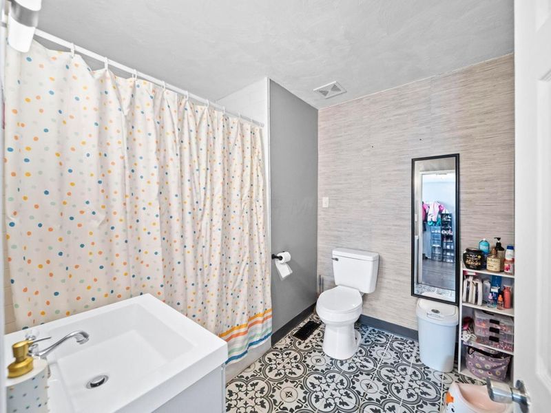 2027 Reese Avenue, Columbus, OH 43207 Photo 7