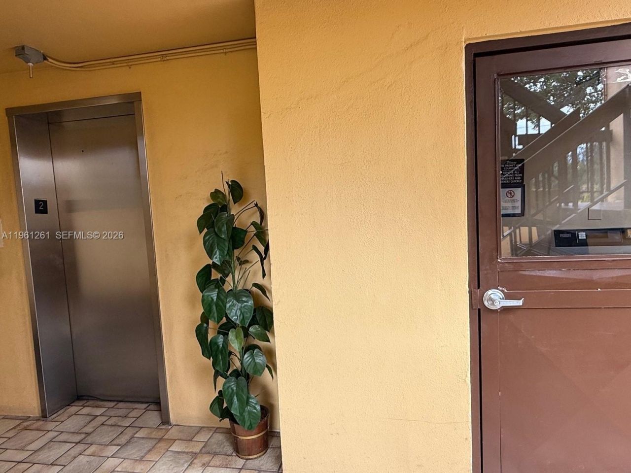 3490 Foxcroft Rd, Unit B208, Miramar, FL 33025 Photo