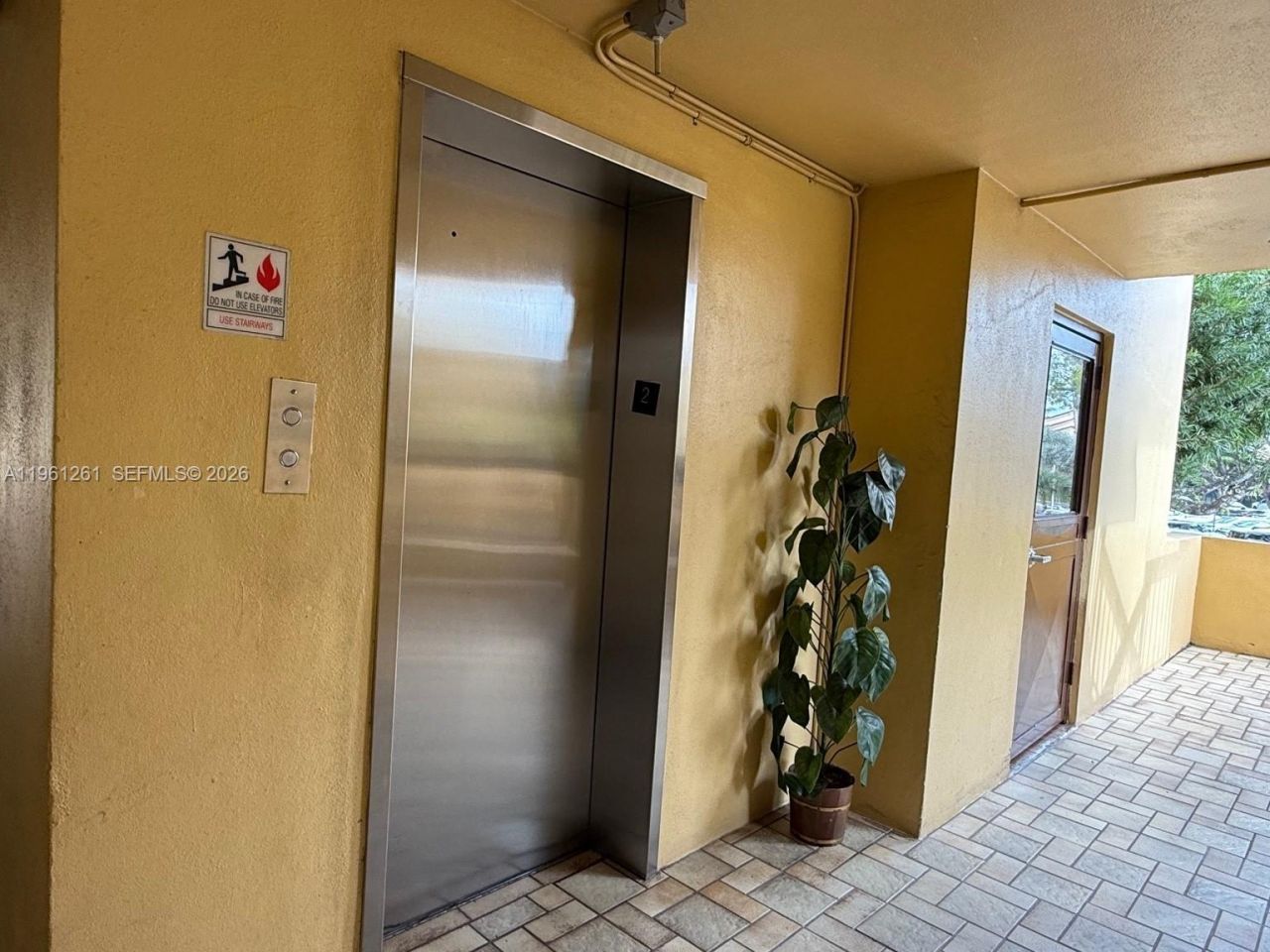 3490 Foxcroft Rd, Unit B208, Miramar, FL 33025 Photo