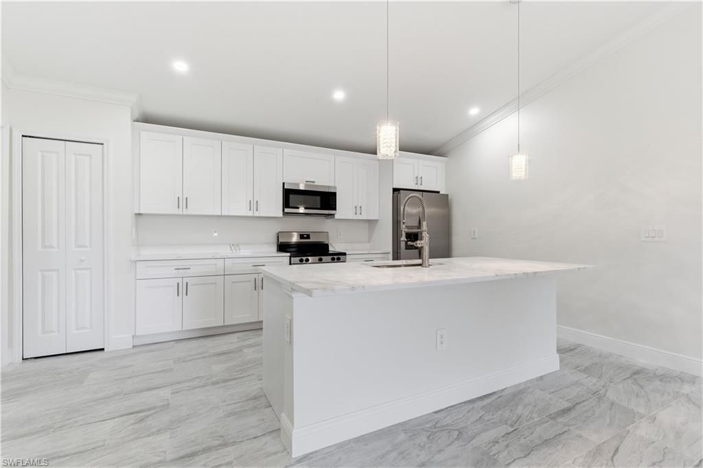 2141 Davis St, Fort Myers, FL 33916 Photo