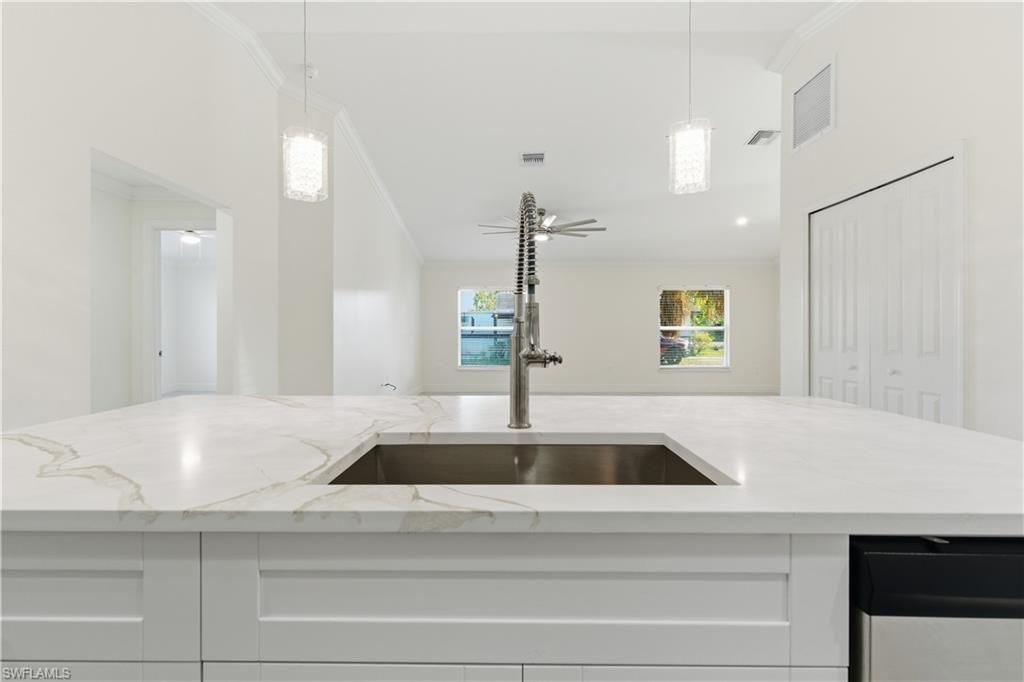 2141 Davis St, Fort Myers, FL 33916 Photo