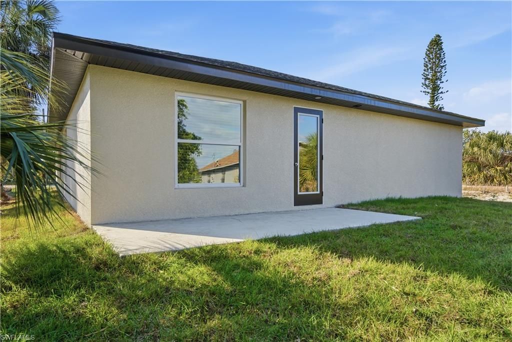 2141 Davis St, Fort Myers, FL 33916 Photo