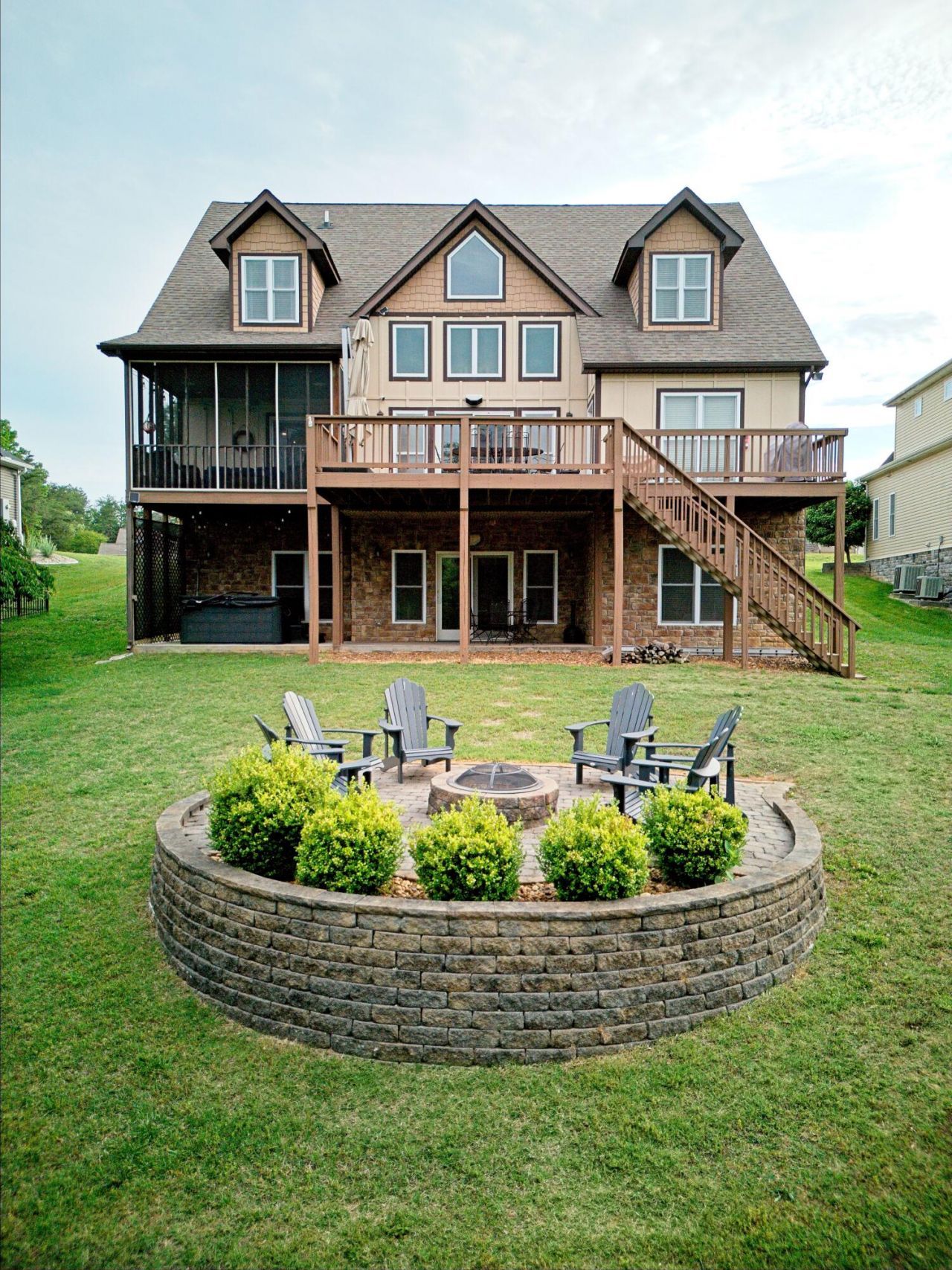 155 W Canterbury, Bronston, KY 42518