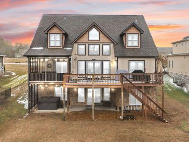 155 W Canterbury, Bronston, KY 42518