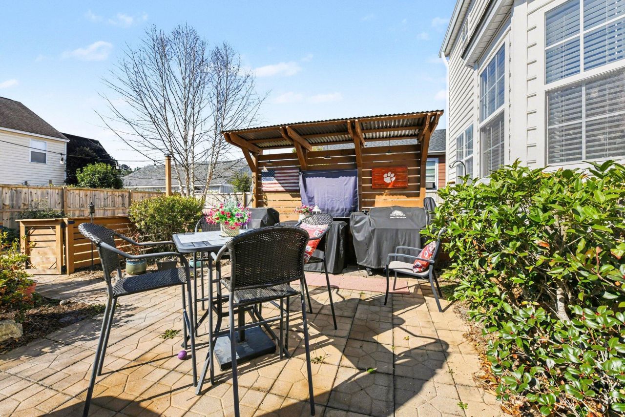 448 Sablewood Drive Photo 27