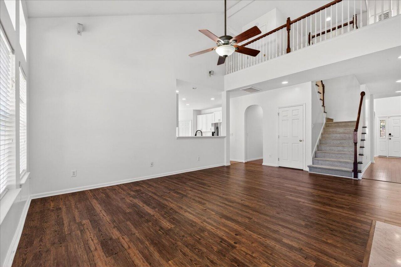 317 Whispering Cypress Drive Photo 10