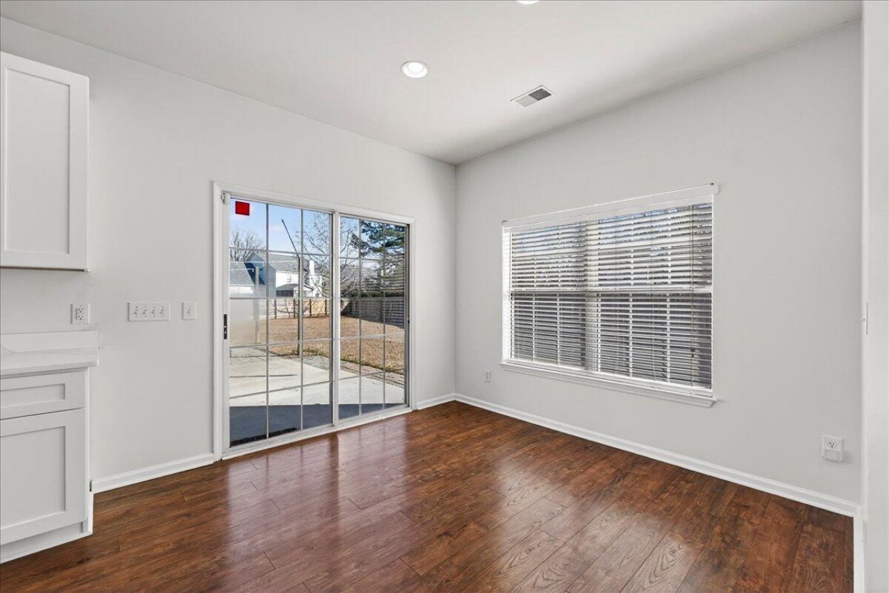 317 Whispering Cypress Drive Photo 15