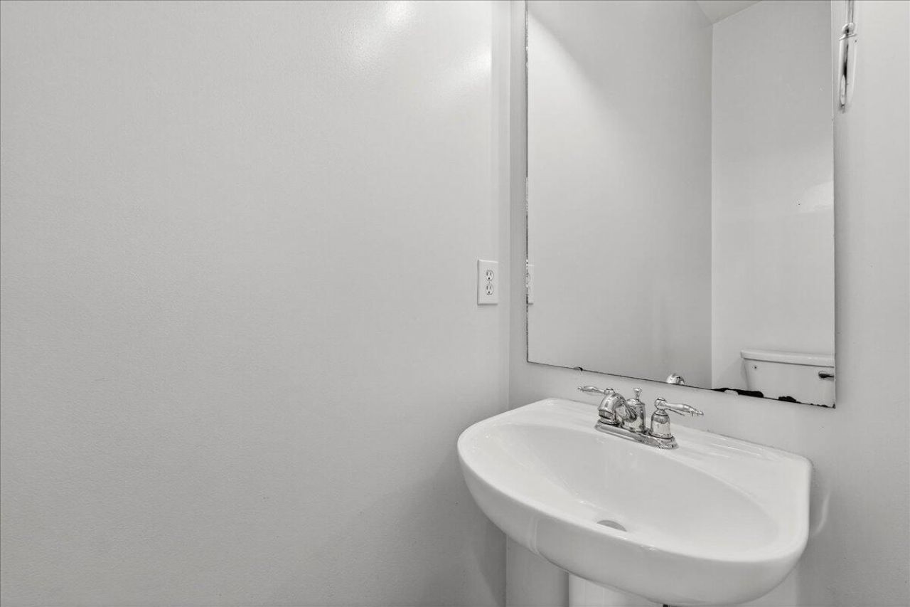 317 Whispering Cypress Drive Photo 16