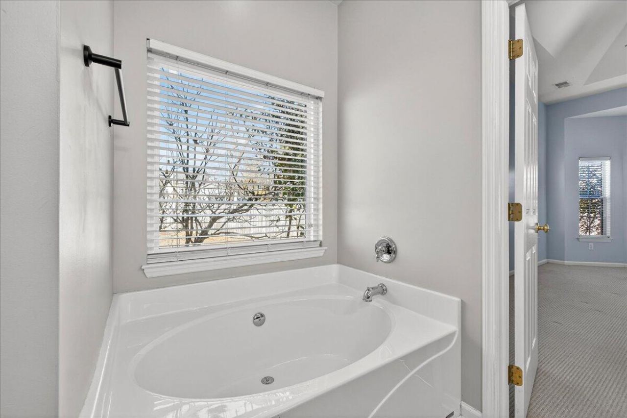 317 Whispering Cypress Drive Photo 19