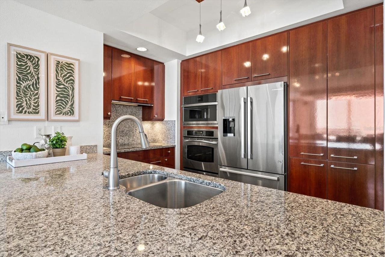 50 Central Avenue, Unit 15A, Sarasota, FL 34236 Photo
