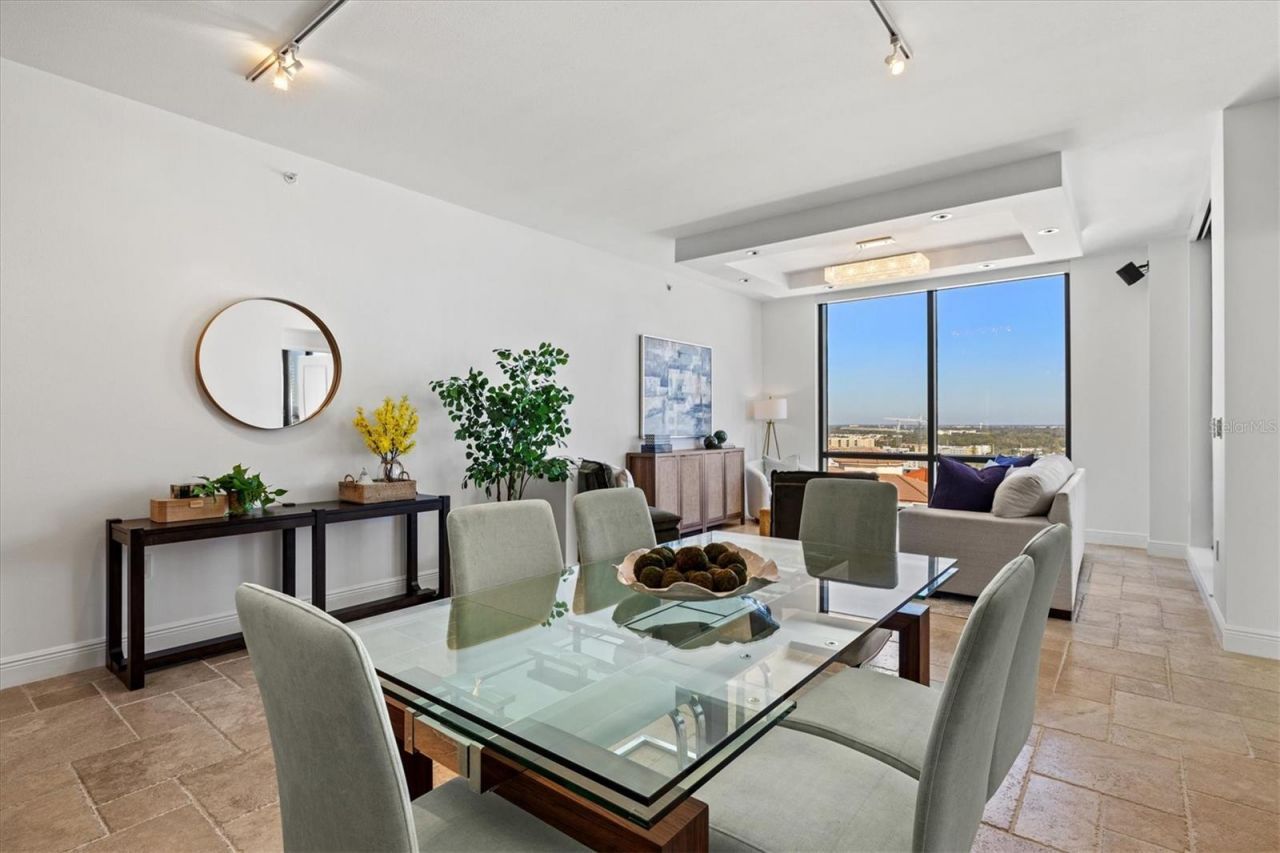 50 Central Avenue, Unit 15A, Sarasota, FL 34236 Photo