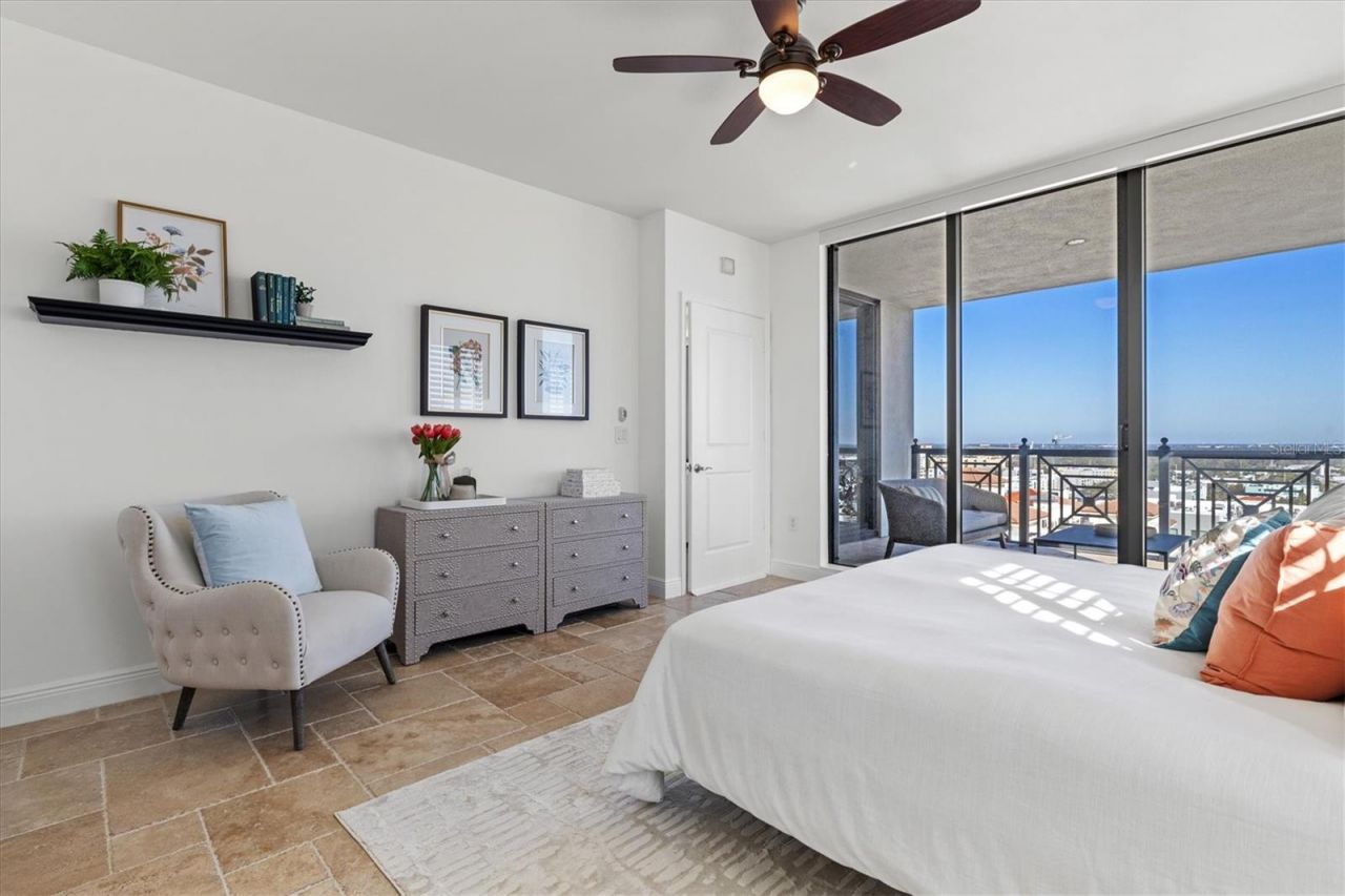 50 Central Avenue, Unit 15A, Sarasota, FL 34236 Photo