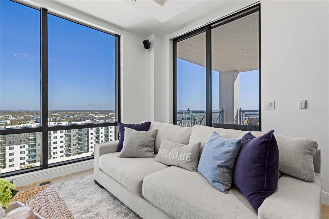 50 Central Avenue, Unit 15A, Sarasota, FL 34236 Photo