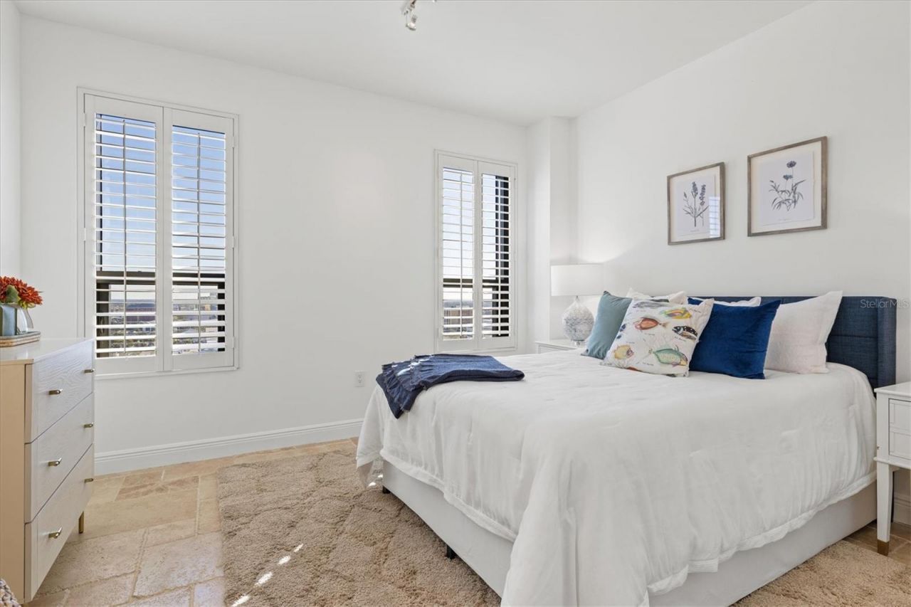 50 Central Avenue, Unit 15A, Sarasota, FL 34236 Photo